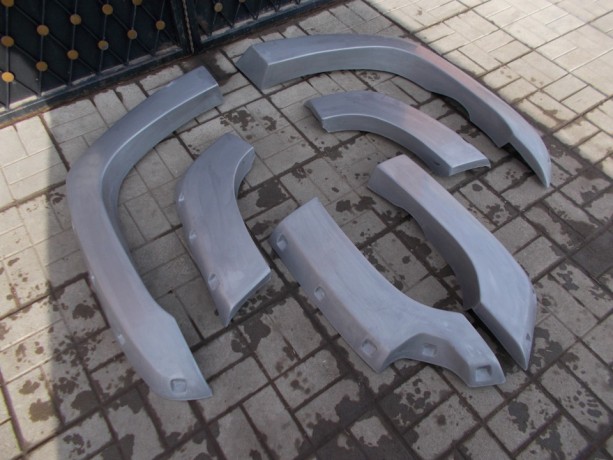 Силовые расширители колесных арок стеклопластиковые для Nissan Patrol GR II (Y61) купить недорого с доставкой в Обнинск